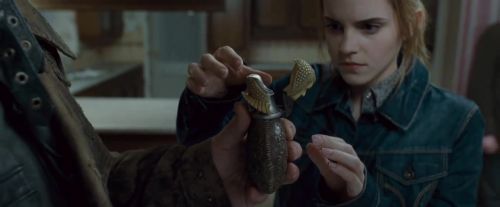 Click to view full size image
==============
Potterish-RdMTVSpot8-29.jpg Potterish-RdMTVSpot8-29.jpg