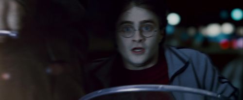 Click to view full size image
==============
Potterish-RdMTrailerParte1-1102.jpg Potterish-RdMTrailerParte1-1102.jpg