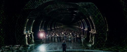 Click to view full size image
==============
Potterish-RdMTrailerParte1-20.jpg Potterish-RdMTrailerParte1-20.jpg