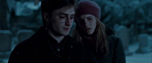 Click to view full size image
==============
Potterish-RdMTrailerParte1-285.jpg Potterish-RdMTrailerParte1-285.jpg