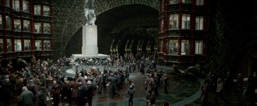 Click to view full size image
==============
Potterish-RdMTrailerParte1-565.jpg Potterish-RdMTrailerParte1-565.jpg