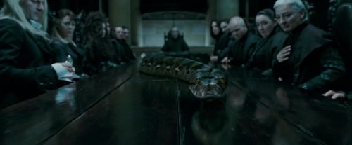 Click to view full size image
==============
Potterish-RdMTrailerParte1-731.jpg Potterish-RdMTrailerParte1-731.jpg