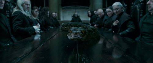 Click to view full size image
==============
Potterish-RdMTrailerParte1-740.jpg Potterish-RdMTrailerParte1-740.jpg