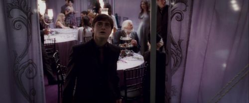 Click to view full size image
==============
Potterish-RdMTrailerParte1-976.jpg Potterish-RdMTrailerParte1-976.jpg