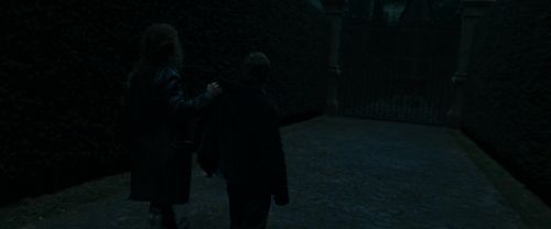 Click to view full size image
==============
RdM1-Potterish12395.jpg RdM1-Potterish12395.jpg