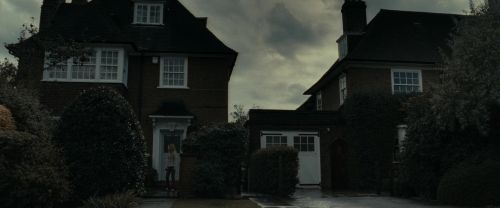 Click to view full size image
==============
RdM1-Potterish297.jpg RdM1-Potterish297.jpg