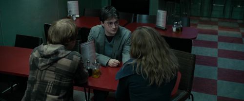Click to view full size image
==============
RdM1-Potterish3805.jpg RdM1-Potterish3805.jpg