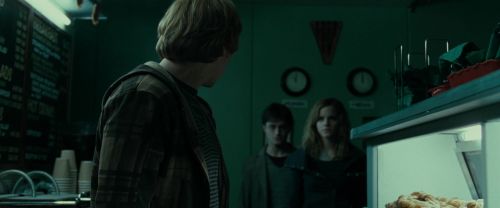 Click to view full size image
==============
RdM1-Potterish3950.jpg RdM1-Potterish3950.jpg