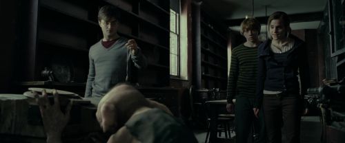 Click to view full size image
==============
RdM1-Potterish4508.jpg RdM1-Potterish4508.jpg