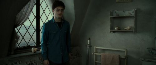 Click to view full size image
==============
RdM2-Potterish_00413.jpg RdM2-Potterish_00413.jpg
