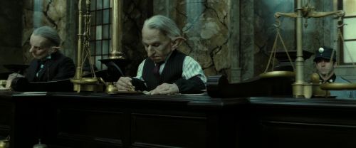 Click to view full size image
==============
RdM2-Potterish_01416.jpg RdM2-Potterish_01416.jpg