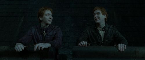 Click to view full size image
==============
RdM2-Potterish_05718~0.jpg RdM2-Potterish_05718~0.jpg