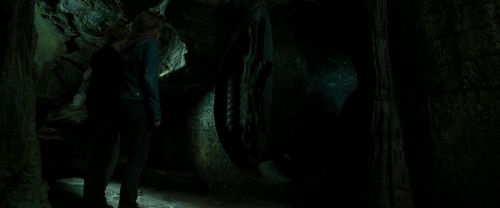 Click to view full size image
==============
RdM2-Potterish_05769~0.jpg RdM2-Potterish_05769~0.jpg