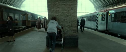 Click to view full size image
==============
RdM2-Potterish_13236.jpg RdM2-Potterish_13236.jpg