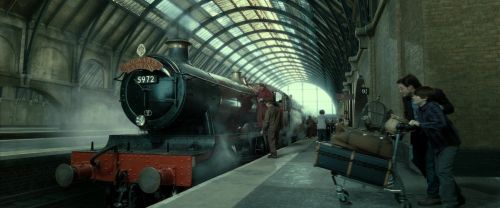 Click to view full size image
==============
RdM2-Potterish_13272.jpg RdM2-Potterish_13272.jpg