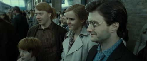 Click to view full size image
==============
RdM2-Potterish_13516.jpg RdM2-Potterish_13516.jpg
