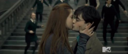 Click to view full size image
==============
TeaserTrailerRdMMTVPotterish_2812929.jpg TeaserTrailerRdMMTVPotterish_2812929.jpg