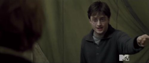 Click to view full size image
==============
TeaserTrailerRdMMTVPotterish_2823529.jpg TeaserTrailerRdMMTVPotterish_2823529.jpg