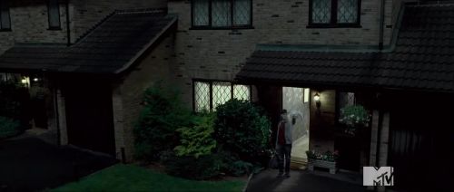 TeaserTrailerRdMMTVPotterish_284229.jpg