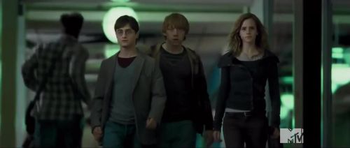 Click to view full size image
==============
TeaserTrailerRdMMTVPotterish_286129.jpg TeaserTrailerRdMMTVPotterish_286129.jpg