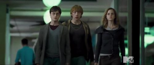 Click to view full size image
==============
TeaserTrailerRdMMTVPotterish_286829.jpg TeaserTrailerRdMMTVPotterish_286829.jpg