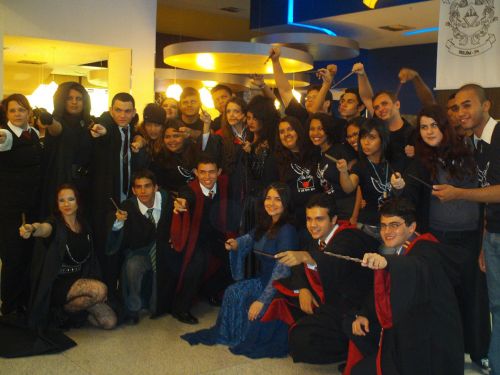 Click to view full size image
==============
_PRE-ESTREIA7.jpg _PRE-ESTREIA7.jpg