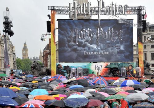 Click to view full size image
==============
dh2_premieres_london_0009.jpg dh2_premieres_london_0009.jpg