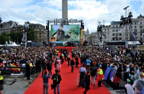 Click to view full size image
==============
dh2_premieres_london_0025.jpg dh2_premieres_london_0025.jpg