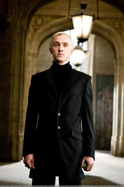 Click to view full size image
==============
halfbloodprincehq2~0.jpg halfbloodprincehq2~0.jpg