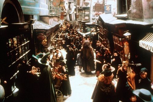 Click to view full size image
==============
hp1-stills-hd-32.jpg hp1-stills-hd-32.jpg