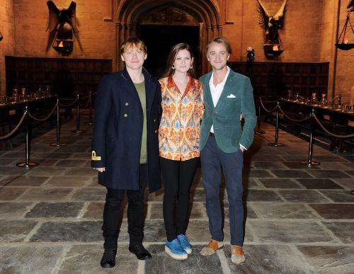 Click to view full size image
==============
studiotourphotocall3101_012.jpg studiotourphotocall3101_012.jpg