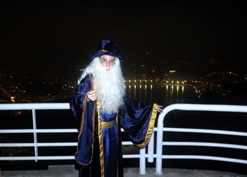 Click to view full size image
==============
uol13.jpg uol13.jpg