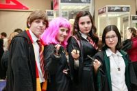 8460404_ig_pre_estreia_harry_potter_jovem_384_577.jpg