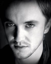 tom-felton~0.jpg