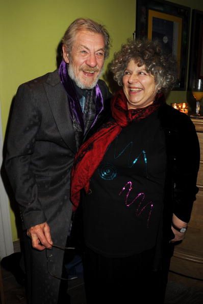 Waiting_for_Godot_28229.jpg