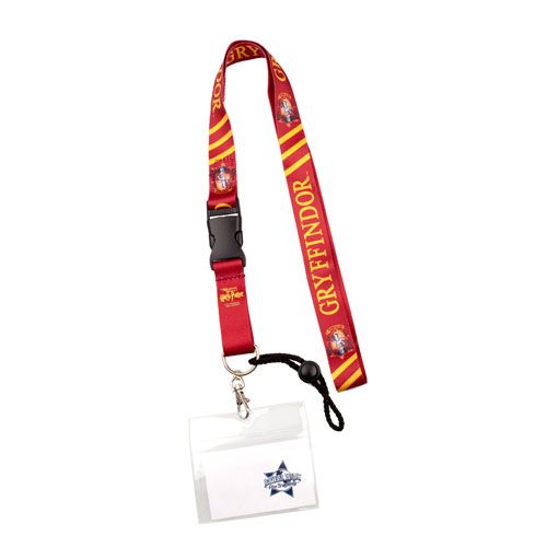 l_GRYFFINDOR_Souvenirs_Lanyards_HarryPotter_Souvenirs_GryffindorCrestBurgundyLanyard_1230881.JPG