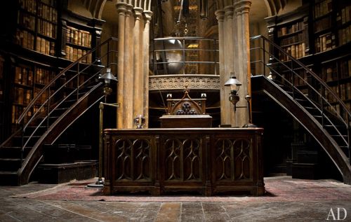 10_harry-potter-set-design_lg.jpg