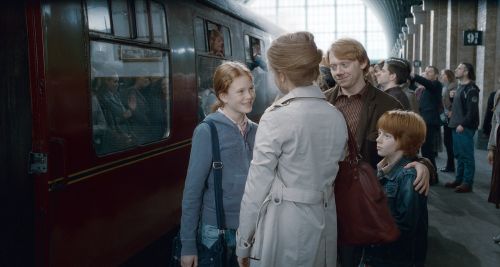 Click to view full size image
==============
harry-potter-epilogue2.jpg harry-potter-epilogue2.jpg