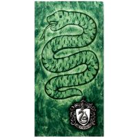 l_4HOUSES_Souvenirs_BeachTowels_HarryPotter_Souvenirs_SlytherinCrestBeachTowel_1230018.JPG