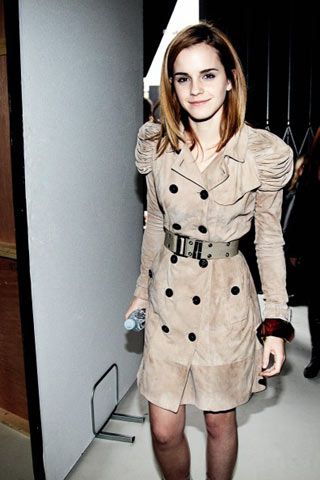 burberry01_ss10_v_8jan09_PR.jpg burberry01_ss10_v_8jan09_PR.jpg