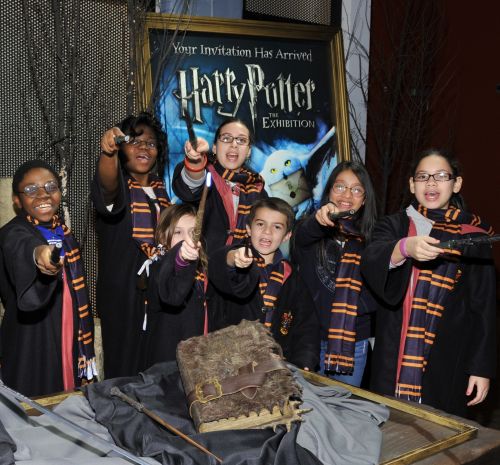Click to view full size image
==============
Props_Kids.jpg Props_Kids.jpg