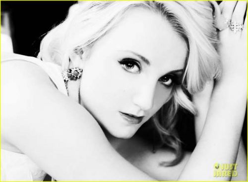 normal_evanna-lynch-just-jared-photo-shoot-07.jpg
