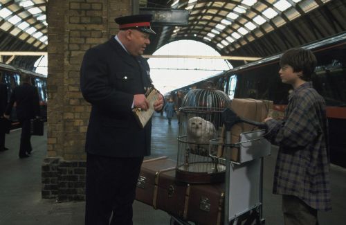 Click to view full size image
==============
stills_potterish_14.jpg stills_potterish_14.jpg