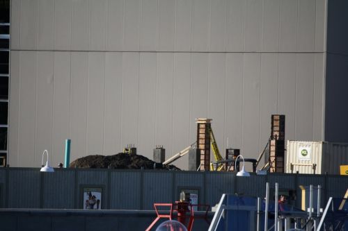 harry-potter-world-expansion-construction-february-2013-02.jpg