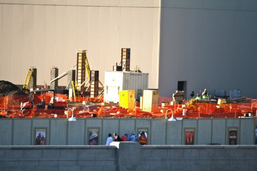 Click to view full size image
==============
harry-potter-world-expansion-construction-february-2013-03.jpg harry-potter-world-expansion-construction-february-2013-03.jpg