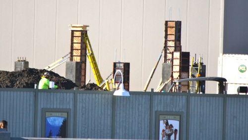 harry-potter-world-expansion-construction-february-2013-11.jpg