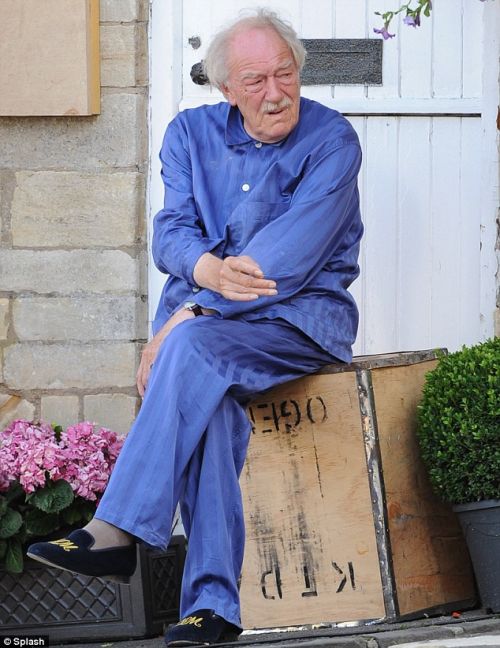 Casual-Vacancy_01.jpg