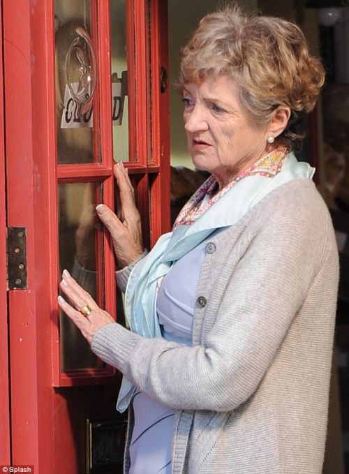 Casual-Vacancy_25.jpg