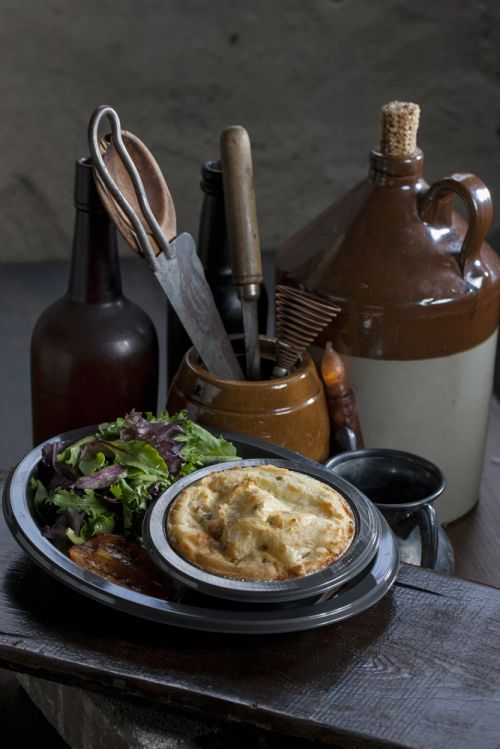 Click to view full size image
==============
Diagon_Alley_Food_2.jpg Diagon_Alley_Food_2.jpg