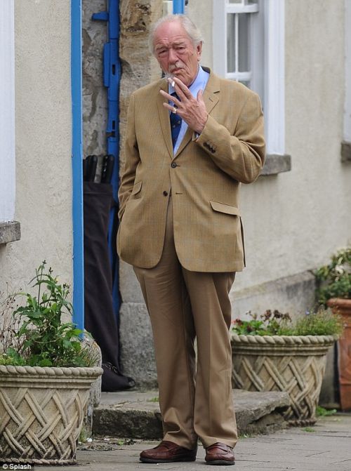 Michael-Gambon-The-Casual-Vacancy-1.jpg